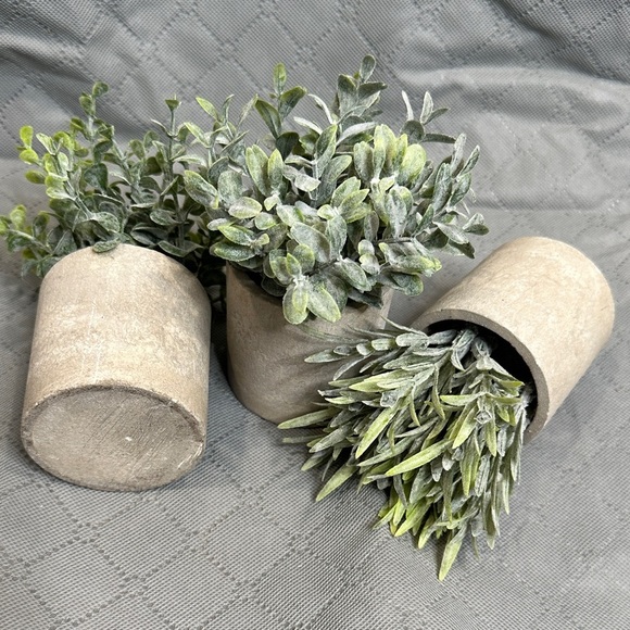 Hand Crafted Green Faux Plant Set in Gray Concrete Like Pots 3 piece - Picture 3 of 9